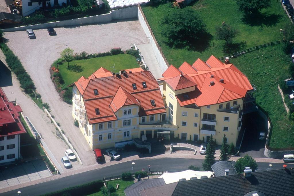 Hotel Kronplatz Olang Exterior photo